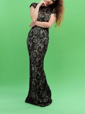 Windsor Black Lace Maxi Dress